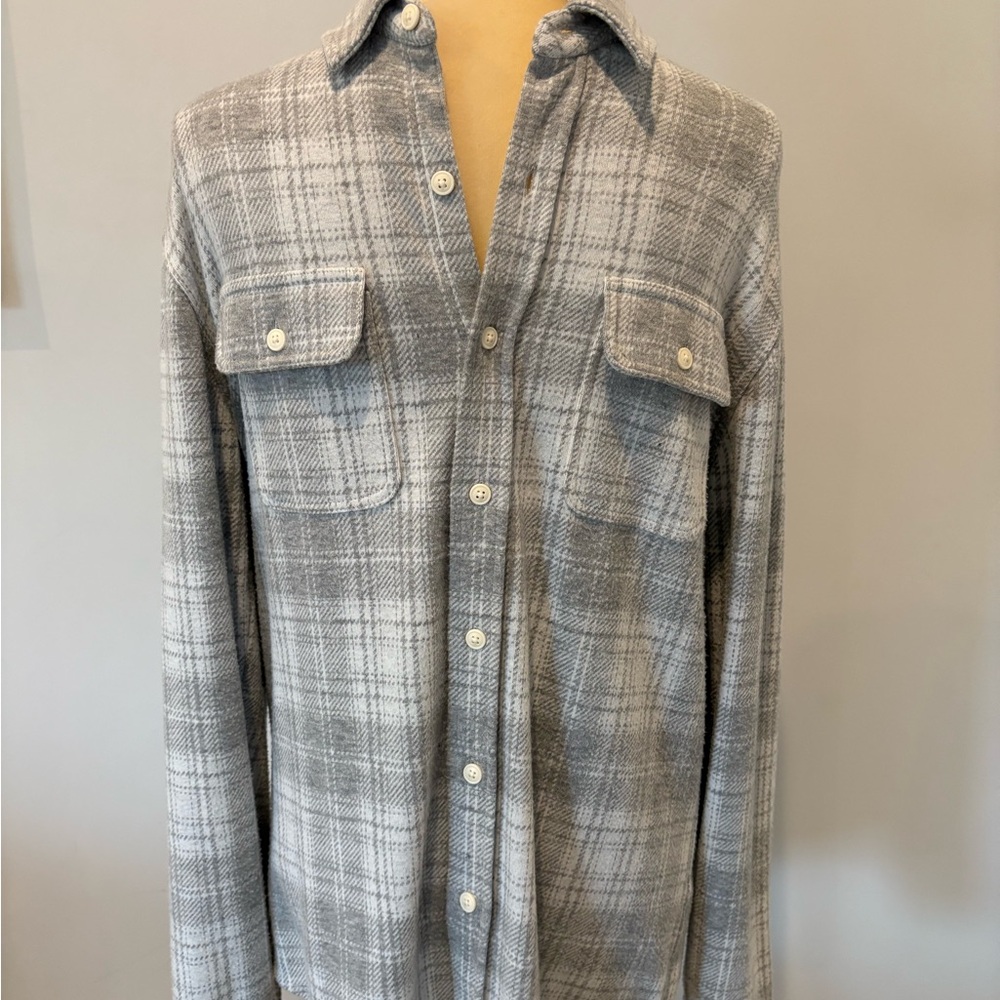 NWOT Faherty men’s legend gray/white plaid fleece flannel button down shirt, S